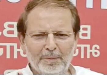 हरियाणा में मंत्री की कोठी पर हंगामा: महिला कर्मचारी ने छेड़छाड़ के आरोप लगाए, साथी कर्मियों ने आवास का घेराव किया