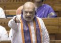 लोकसभा में विपक्ष ने शाह पर कागज के गोले फेंके: सरकार ने आज 4 बिल पेश किए,