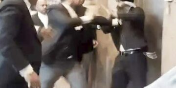 पंजाब-हरियाणा हाईकोर्ट के 2 एडवोकेट का लाइसेंस सस्पेंड: मारपीट को लेकर बार काउंसिल ने की कार्रवाई