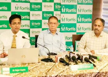 फोर्टिस मोहाली के डॉक्टरों ने मुश्किलों को मात दी और सफल सर्जरी की: परमानेंट पेसमेकर इम्प्लांट सर्जरी से 1.6 किलोग्राम के नाज़ुक नवजात शिशु की जान बचाई