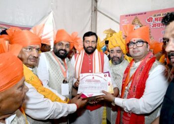 केंद्र और प्रदेश सरकार महाराजा अग्रसेन के दिखाए मार्ग पर चल रही है: मुख्यमंत्री