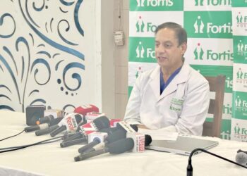 जटिल हृदय रोग से पीड़ित 62 वर्षीय मरीज़ को फोर्टिस मोहाली में नॉन-सर्जिकल टीएवीआर प्रोसीजर से मिली नई जिंदगी