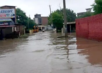 हथिनीकुंड बैराज के फ्लड गेट 63 घंटे से खुले: 4 जिलों में बारिश, 4 में ऑरेंज अलर्ट