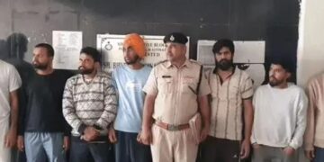 हरियाणा के 50 युवक अमेरिका से डिपोर्ट: बेड़ियां पहनाकर लौटाया