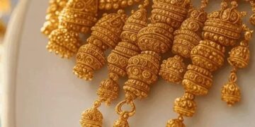 सोना ₹1,151 महंगा होकर ₹1.21 लाख पर पहुंचा: इस साल अब तक सोने की कीमत 44,608 रुपए बढ़ी