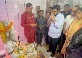 सांसद कार्तिकेय शर्मा ने पिंजौर में मनाई वाल्मीकि जयंती: मंदिर में किया ध्वजारोहण