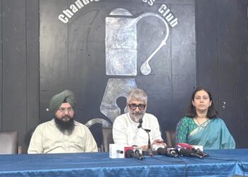 अपनी तीन फिल्मों के निर्माण में मेरे अनुभव काफी पीड़ादायक रहे, अब कुछ समय के लिए आराम करना चाहता हूं : विवेक रंजन अग्निहोत्री