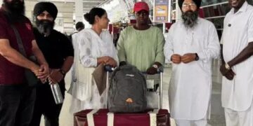 LPU के बाहर बिना खाना-कपड़ों के भटकती मिली नाइजीरियन गर्ल:जालंधर में सड़क पर सोती