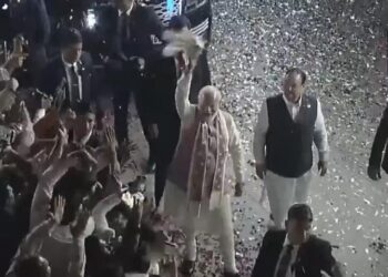 राहुल गांधी बोले- चुनाव शुरू से ही निष्पक्ष नहीं था: NDA को 200+ सीटें, महागठबंधन 35 पर सिमटा