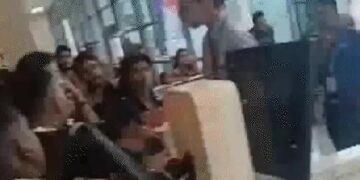 7 एयरपोर्ट पर इंडिगो की 100 फ्लाइट कैंसिल: कहीं तकनीकी वजह तो कहीं क्रू की कमी, ठीक होने में 48 घंटे लगेंगे, DGCA ने जवाब मांगा