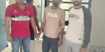 पंचकूला में ट्रैफिक लाइट के तार चुराते युवक पकड़ा: 2 बार हुई चोरी तो लगाया चौकीदार