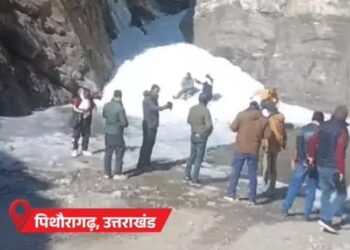 उत्तराखंड में पारा -19°, पिथौरागढ़ में झरना जमा: जैसलमेर का तापमान 4.6°, बिहार के 32 जिलों में शीतलहर