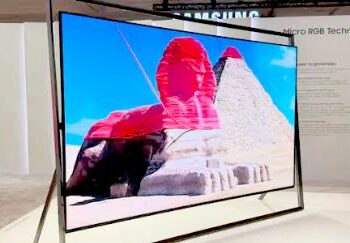 सैमसंग ने पेश किया दुनिया का सबसे बड़ा टीवी: 130 इंच के टीवी में ‘ग्लेयर फ्री’ तकनीक