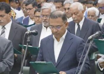 बांग्लादेश- नवनिर्वाचित सांसदों ने शपथ ली, पहले कुरान पढ़ी गई: शाम को रहमान पीएम पद की शपथ लेंगे, भारत के लोकसभा स्पीकर बिरला शामिल होंगे