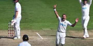 क्रिकेट के 73 नियम बदले, 1 अक्टूबर से लागू होंगे:टेस्ट में दिन के आखिरी ओवर में विकेट गिरा तो नया बैटर आएगा