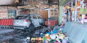 मेक्सिको में सेना ने सबसे बड़े ड्रग माफिया को मारा: ट्रम्प के दबाव के बाद एक्शन, देशभर में हिंसा शुरू, समर्थकों ने एयरपोर्ट-मॉल में आग लगाई