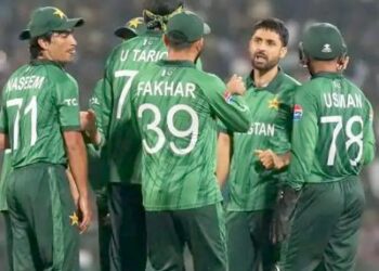 पाकिस्तान की वर्ल्डकप टीम के प्लेयर्स पर 50-50 लाख जुर्माना: टीम के खराब प्रदर्शन से PCB नाराज, बोला- हारने की सजा मिलनी चाहिए