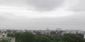 पंजाब-चंडीगढ़ में आज बारिश, आंधी और ओलावृष्टि का अलर्ट: जनवरी महीने जैसी सर्दी, तापमान सामान्य से नीचे, अमृतसर में अधिकतम तापमान 19.4 डिग्री दर्ज