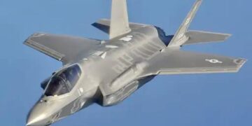 दावा- ईरानी हमले में अमेरिकी F-35 फाइटर जेट को नुकसान: इमरजेंसी लैंडिंग कराई गई, ईरान के ऊपर मिशन के दौरान हमला; पायलट सुरक्षित