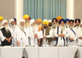 पंजाब में बेअदबी पर सख्त कानून की तैयारी: CM ने संत समाज के साथ बैठक की, कानून के दायर में आएंगे डिजिटल अपराध