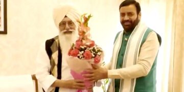 डेरा ब्यास प्रमुख बाबा गुरिंदर सिंह ढिल्लों ने CM सैनी से की मुलाकात, आध्यात्मिक और सामाजिक विषयों पर हुई चर्चा