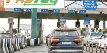 टोल प्लाजा कल से कैशलेस होंगे: टैक्स बचाने के लिए आज आखिरी दिन, 4 जरूरी काम निपटाएं, अप्रैल से बदलेंगे 10 नियम