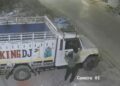 पंचकूला में 1 मिनट में गाड़ी ले गया चोर, VIDEO: दुकान के बाहर खड़ी थी बोलेरो पिकअप, बाइक पर आए थे 3 बदमाश