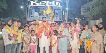 भाजपा नेता अक्षय शर्मा ने श्री खाटू श्याम- सालासर धाम के लिए वार्ड 62 से फ्री यात्रा को किया रवाना