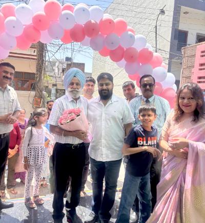 ढकोली में बचपन प्ले स्कूल का भव्य शुभारंभ, रिबन काटकर हुआ उद्घाटन