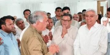 जेल से छूटे रामपाल के चरणों में BJP विधायक नतमस्तक: धनाना आश्रम में बोले-मैं आपकी सेवा से प्रभावित हूं