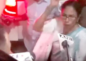 ममता भवानीपुर में 15 हजार वोटों से हारीं: सुवेंदु ने लगातार दूसरी बार हराया