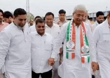 हरियाणा नगर निकाय चुनाव-कांग्रेस ने उतारे प्रभारी: बीबी बत्रा और अशोक अरोड़ा को जिम्मेदारी, चुनावी गतिविधियों पर रखेंगे नजर, अध्यक्ष को देंगे रिपोर्ट