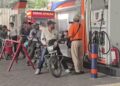 पेट्रोल-डीजल ₹3-3 महंगे हुए, नई कीमतें लागू: दिल्ली में पेट्रोल ₹97.77 लीटर हुआ, कंपनियों को अभी भी ₹25-30 घाटा