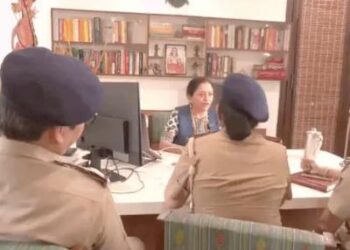 PM से जुड़े फर्जी वीडियो को रीट्वीट करना पड़ा भारी: राइटर मधु किश्वर और सिद्दीकी की अग्रिम जमानत याचिका खारिज, चंडीगढ़ कोर्ट ने जताई नाराजगी