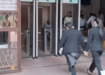 चंडीगढ़ IDFC फर्स्ट बैंक घोटाला, पूर्व-अकाउंटेंट ने याचिका वापस ली: CBI को केस ट्रांसफर होने पर उठाया कदम, हरियाणा से नहीं मिले सबूत