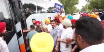 पंजाब CM विधायकों संग दिल्ली रवाना, राष्ट्रपति से मिलेंगे: मान से पहले राघव चड्‌ढा की मुलाकात होगी