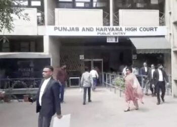 चंडीगढ़ सरकारी स्कूलों में RTE मानकों की जांच करेगा हाईकोर्ट: 29 जुलाई तक मांगा स्कूलवार हलफनामा, दिसंबर तक 500 शिक्षकों की भर्ती का दावा