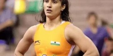 रेसलर विनेश केस में WFI को सुप्रीम कोर्ट से झटका: याचिका खारिज की, कोर्ट ने कहा- सभी मुद्दे अभी खुले हैं, विनेश ट्रॉयल हार चुकीं