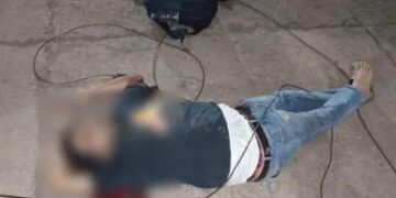 मोहाली में 10वीं मंजिल से गिरा बैंककर्मी, VIDEO: कुछ देर तड़पता रहा, फिर मौत, कानों में लगे हेडफोन, पास पड़ा पिट्ठू बैग